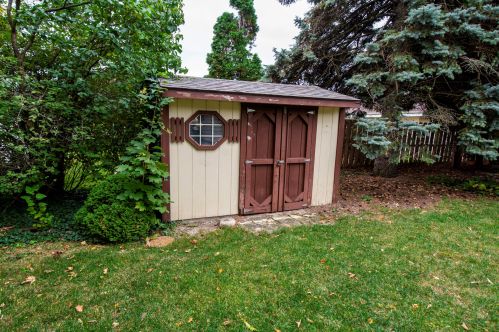 1810 Abbott Ave, Milwaukee WI 53221-3426 exterior