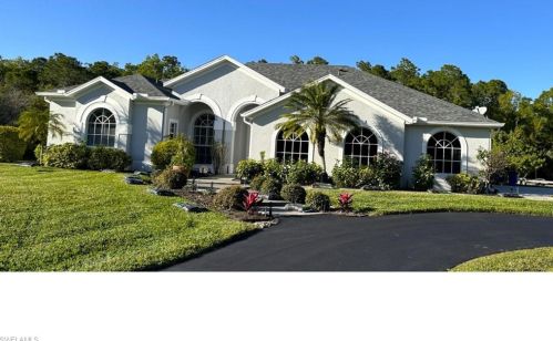 5655 Cedar Tree Ln, Naples, FL 34116-5459