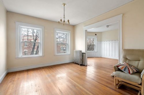 65 Pleasant St, Brookline MA 02446-3723 exterior