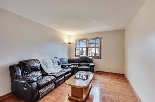 1312 Creighton Ave, Naperville IL 60565-2954 exterior