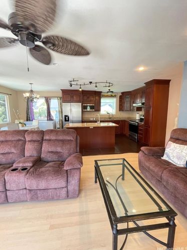 1575 Kilohana St, Honolulu HI 96819-3713 exterior