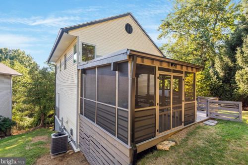 17 Ritchie Ave, Silver Spring MD  20910-5109 exterior