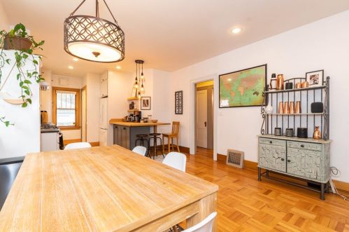 1513 Main St, Kalamazoo MI 49006-3104 exterior