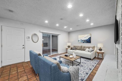 5924 Birchbrook Dr, Dallas, TX 75206-4563