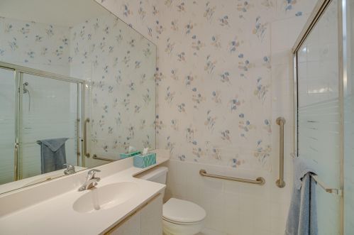 320 Bentley Cir, Fort Pierce FL 34986-2475 exterior