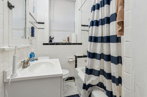 4975 Arsenal St, Saint Louis MO 63139-1401 exterior