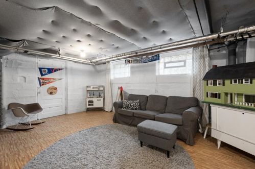 524 Mifflin Ave, Pittsburgh PA 15221-3276 exterior