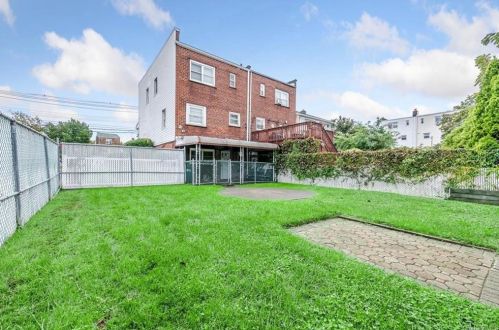 3047 Harding Ave, Bronx NY exterior