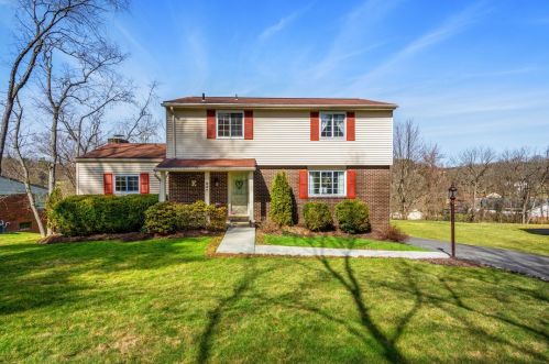 247 Gerrie Dr, Pittsburgh, PA 15241-1806