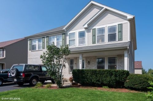 1007 Foxview Dr, Joliet, IL 60431-8560