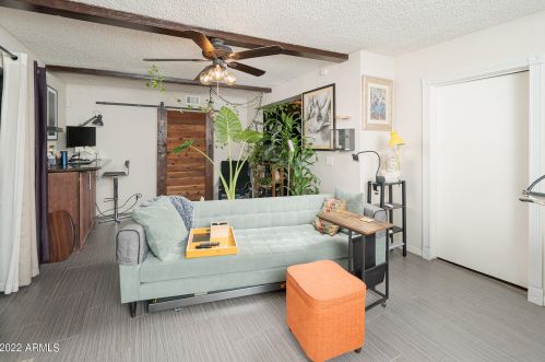 8109 28 Ave, Phoenix AZ 85009-5042 exterior