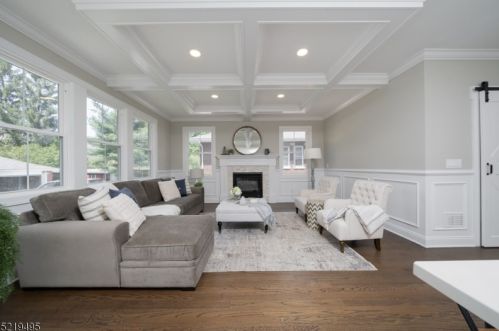 26 Minton Ave, Chatham Township NJ  07928-2740 exterior