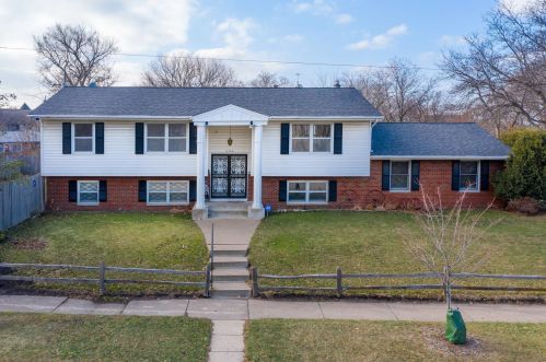 295 Grotto St, Saint Paul, MN 55104-5534