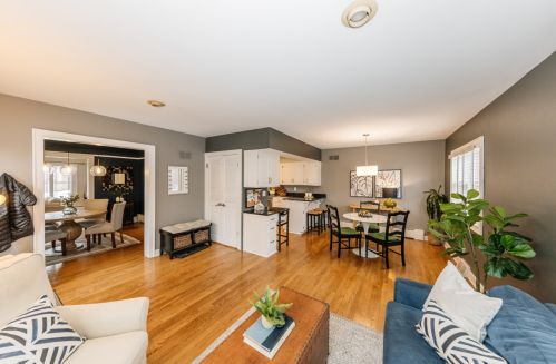 5030 Larkin St, Milwaukee WI 53217-5754 exterior