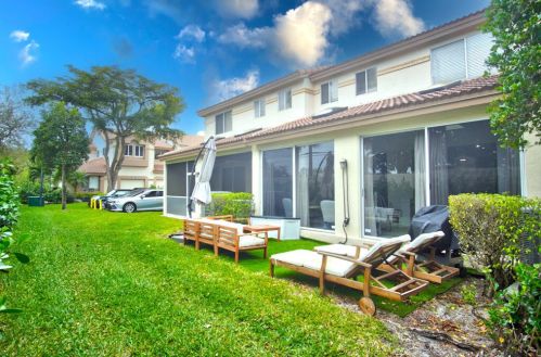 6744 Via Regina, Boca Raton FL 33433-3928 exterior