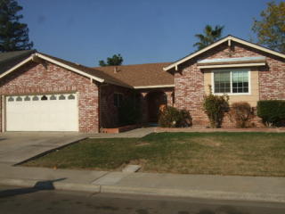 2505 Clara Dr, Turlock, CA 95380-2902