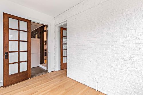 1415 Juneway Ter, Chicago IL 60626-1034 exterior