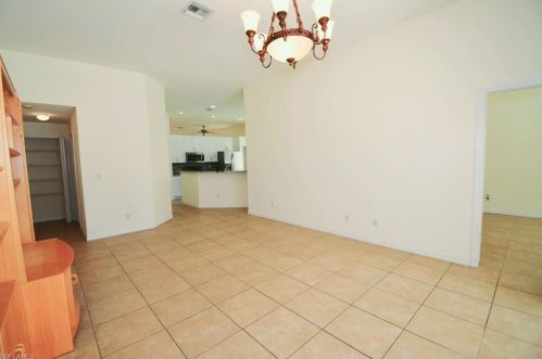 7948 Leicester Dr, Naples FL 34104-7444 exterior