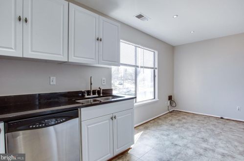 1802 Westwind Way, Mc Lean VA 22102-1611 exterior