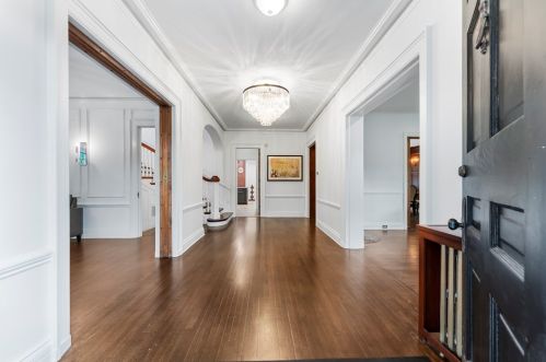 5325 Wilkins Ave, Pittsburgh PA  15217-1022 exterior