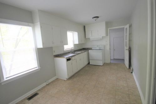 2180 Baker Rd, Atlanta GA  30318-6383 exterior