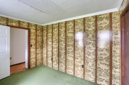 8 Ridge Ave, Pittsburgh PA 15221-4112 exterior