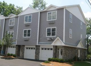 22 Marie Pl, Maplewood NJ  07040-3402 exterior