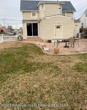 325 15th Ave, Belmar NJ  07719-2523 exterior