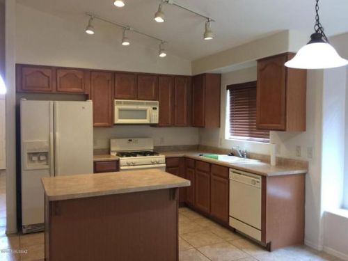 4443 Mesquite Desert Trl, Tucson AZ  85706-3013 exterior