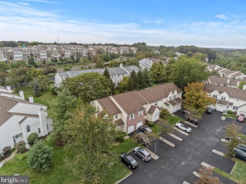 11 Revere Ct, Trenton NJ 08628-3610 exterior