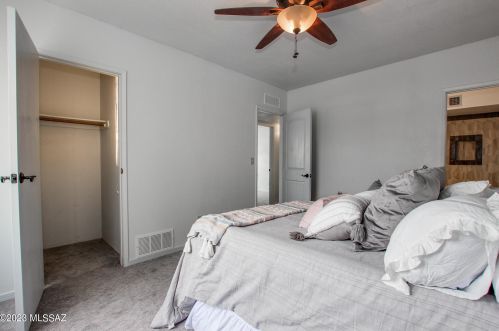 254 Melridge St, Tucson AZ  85706-3352 exterior