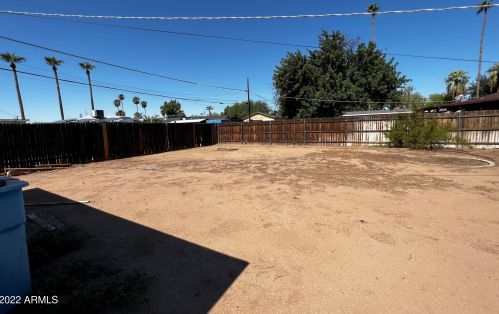 3322 17 Dr, Phoenix AZ 85045-1793 exterior