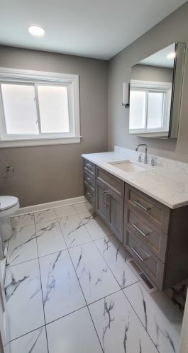 7243 Oconto Ave, Chicago IL  60631-4337 exterior