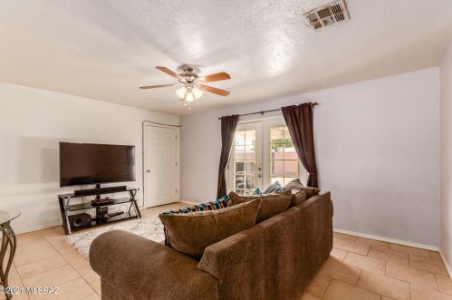 1233 Avenida Sirio, Tucson AZ 85710-5348 exterior