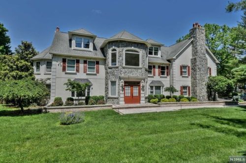 469 Saddle River Rd, Upper Saddle River, NJ 07458-1774