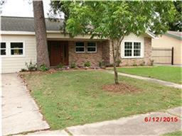 4206 Marlborough Dr, Houston TX  77092-7525 exterior