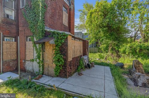 3138 Carlisle St, Philadelphia PA 19132-4515 exterior