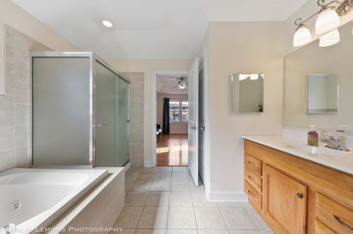 11720 Komensky Ave, Chicago IL 60623-2736 exterior