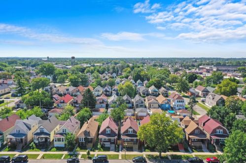 1467 72nd St, Chicago IL  60619-1509 exterior