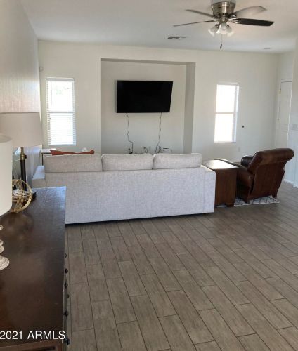 34014 26th Ave, Phoenix AZ  85085-5069 exterior