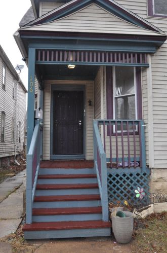 106 Meinecke Ave, Milwaukee, WI 53212-3232