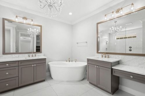 3311 Empedrado St, Tampa FL  33629-7110 exterior