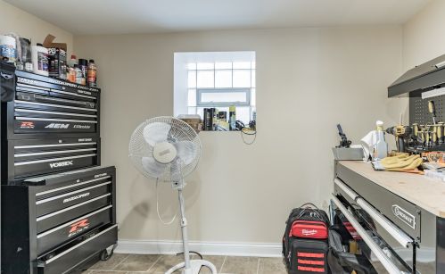 2819 Kilbourn Ave, Chicago IL 60623-4213 exterior