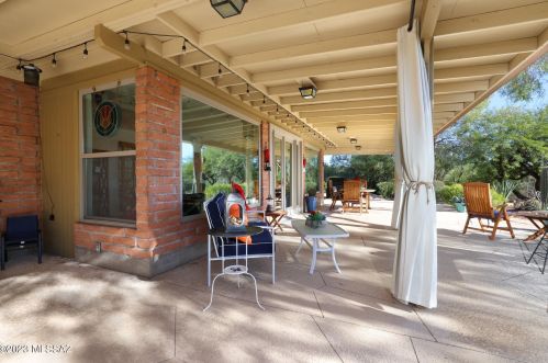 1202 Chula Vista Rd, Tucson AZ  85704-3008 exterior