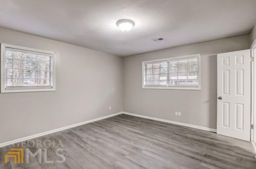 6460 Connell Rd, Atlanta GA  30349-4538 exterior