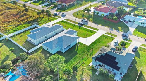 1749 California Blvd, Fort Pierce FL 34953-1159 exterior