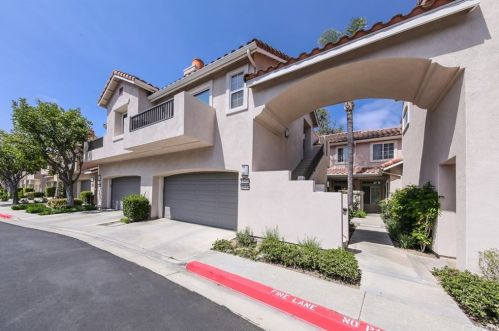 12615 Doral, Tustin, CA 92782-1047