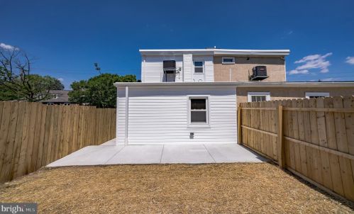 4207 Houghton St, Philadelphia PA  19128-1722 exterior