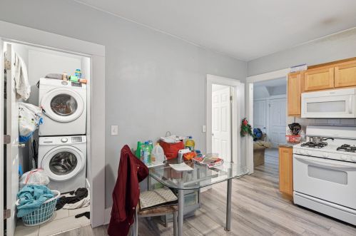 1936 Portage St, Kalamazoo MI 49001-5153 exterior