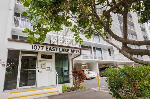 1077 Ala Napunani St, Honolulu HI  96818-1759 exterior